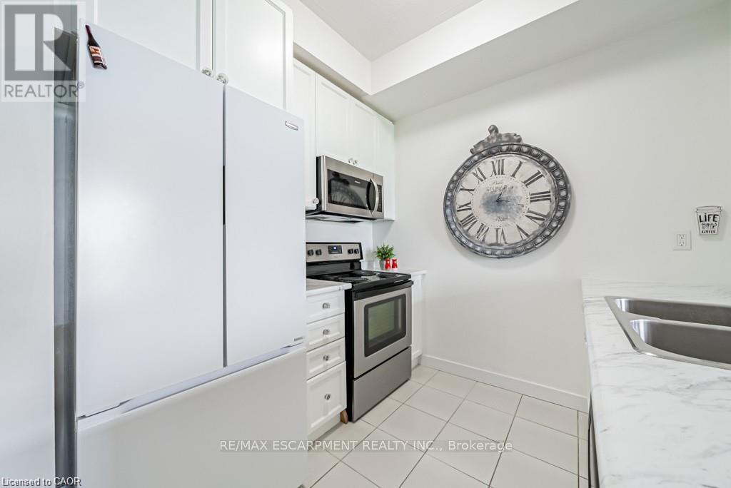 129 - 35 Southshore Crescent, Hamilton, Ontario  L8E 0J2 - Photo 8 - X12696918