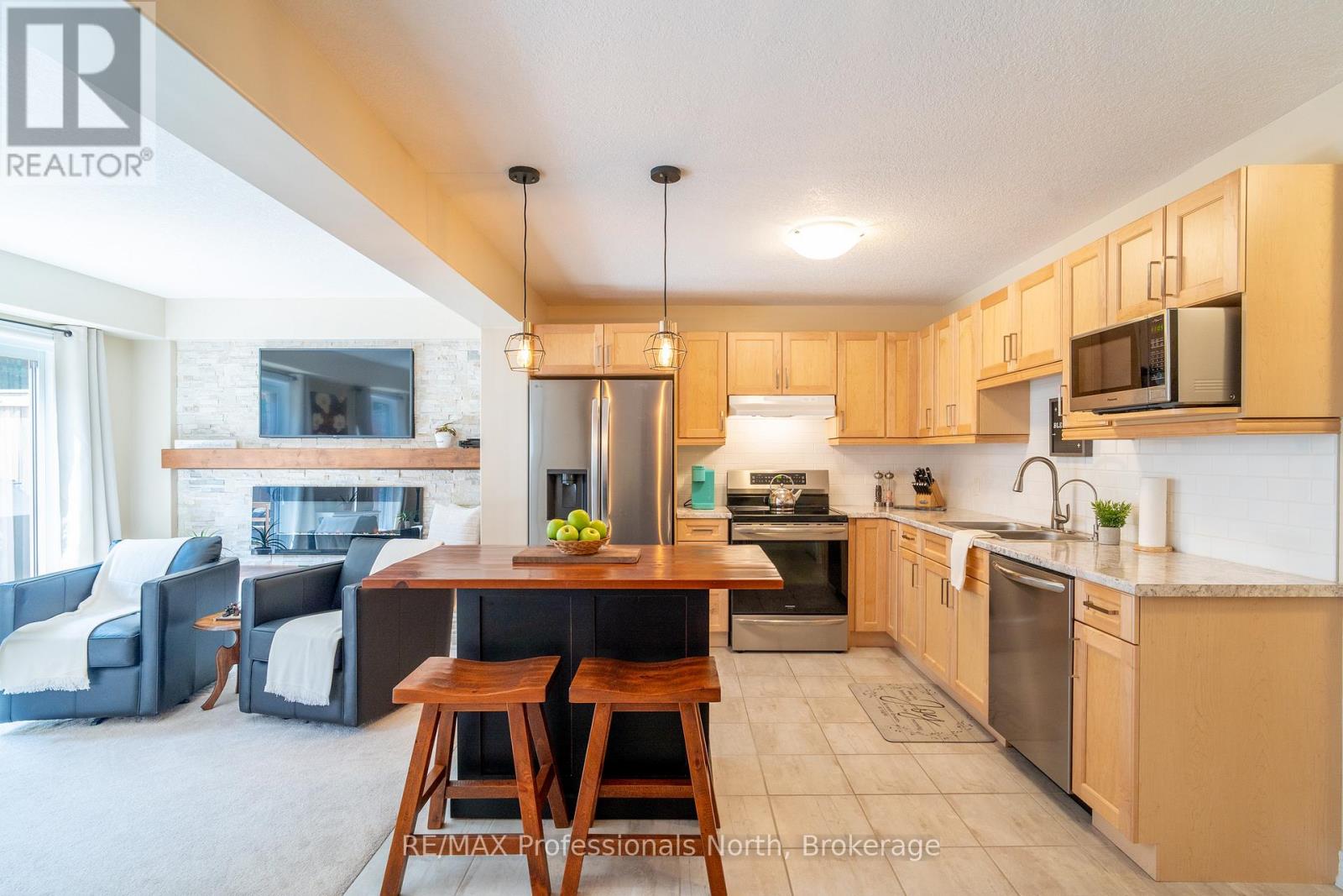 3 Kelsey Madison Court, Huntsville, Ontario  P1H 0E2 - Photo 5 - X12697010