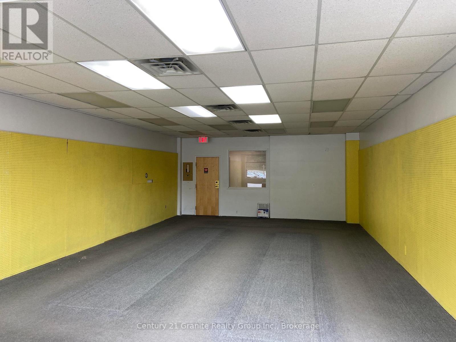 14 Iga Road, Minden Hills, Ontario  K0M 2K0 - Photo 3 - X12697066