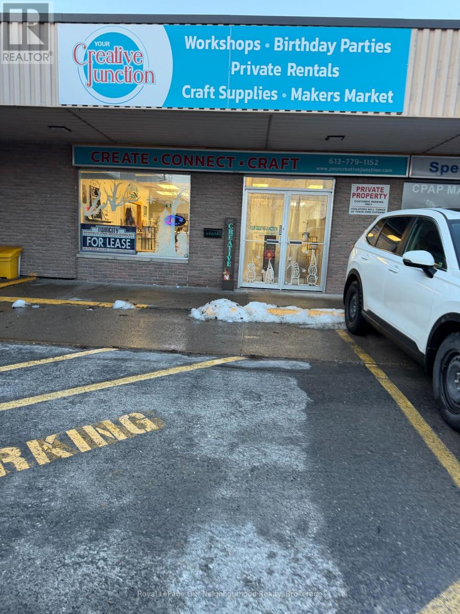 4 - 444 Dundas Street W, Belleville, Ontario  K8P 1B7 - Photo 4 - X12697082