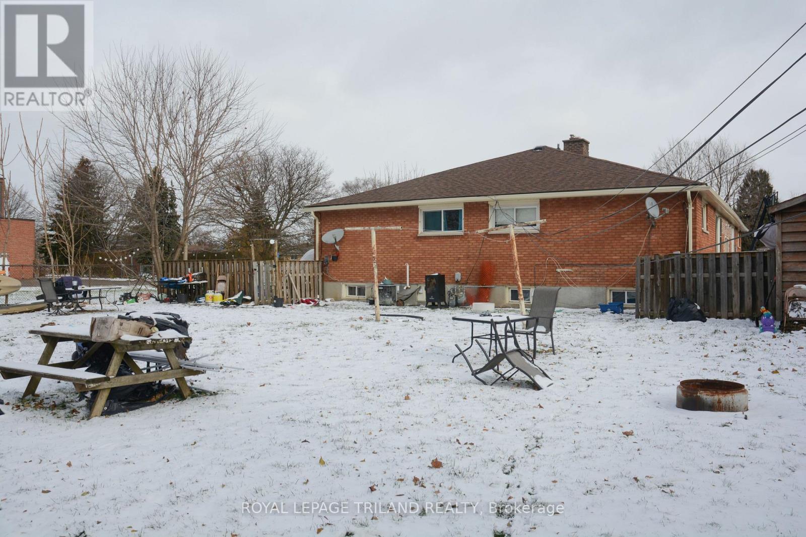 357 Stratton Drive, London East, Ontario  N5W 4Z8 - Photo 5 - X12697184