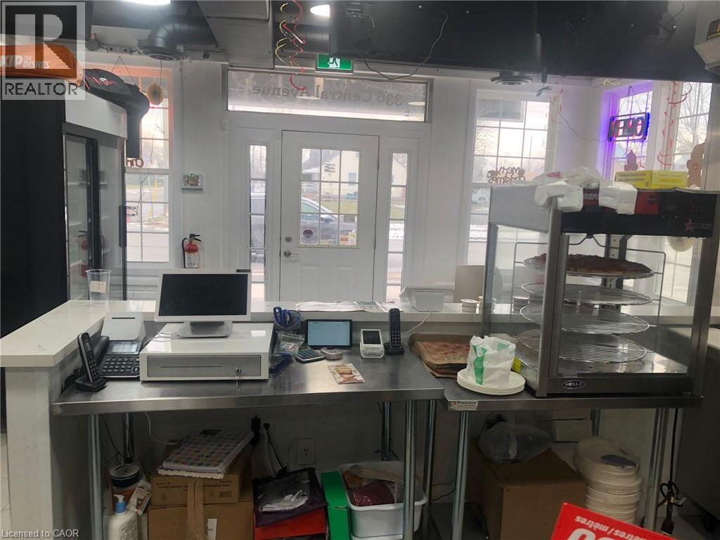 336 Central Avenue, Fort Erie, Ontario  L4S 2L4 - Photo 3 - 40798608