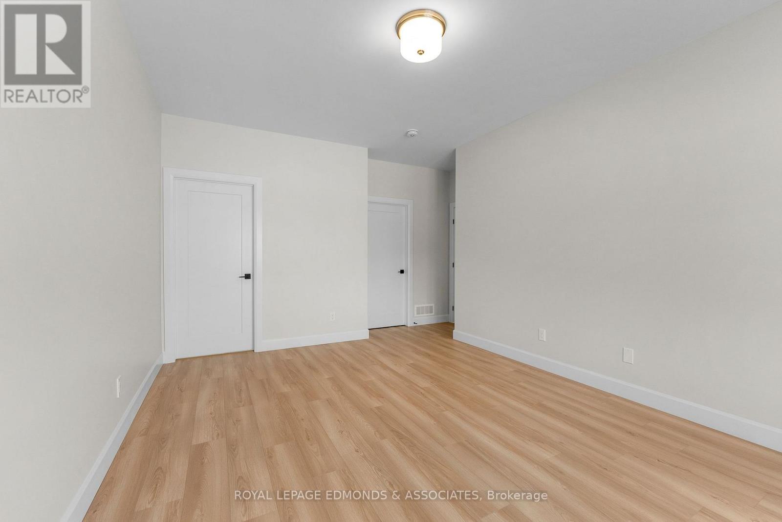 22 Bamagillia Street, Whitewater Region, Ontario  K0J 1K0 - Photo 15 - X12697052