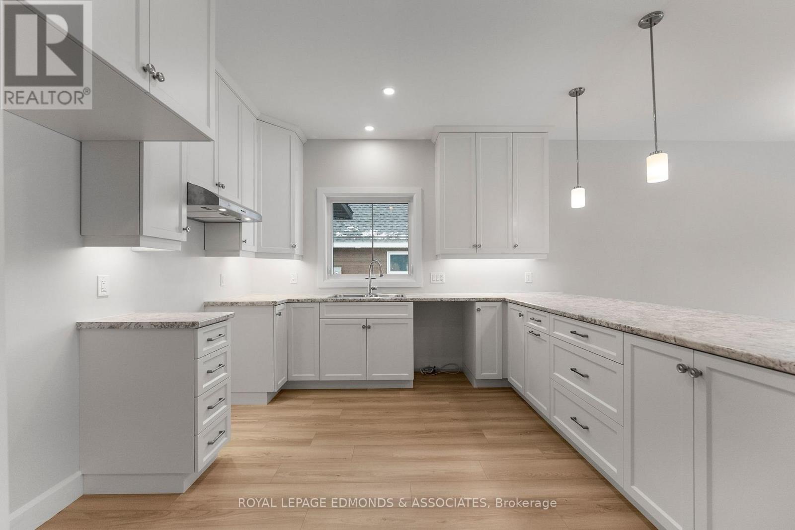 22 Bamagillia Street, Whitewater Region, Ontario  K0J 1K0 - Photo 8 - X12697052