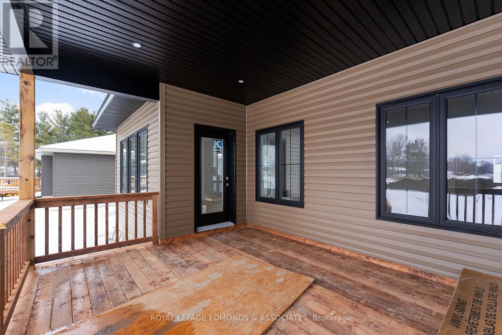 26 Bamagillia Street, Whitewater Region, Ontario  K0J 1K0 - Photo 9 - X12697060