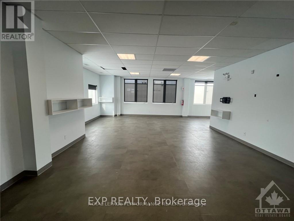 511 Lacolle Way, Ottawa, Ontario  K4A 5B6 - Photo 5 - X12697158