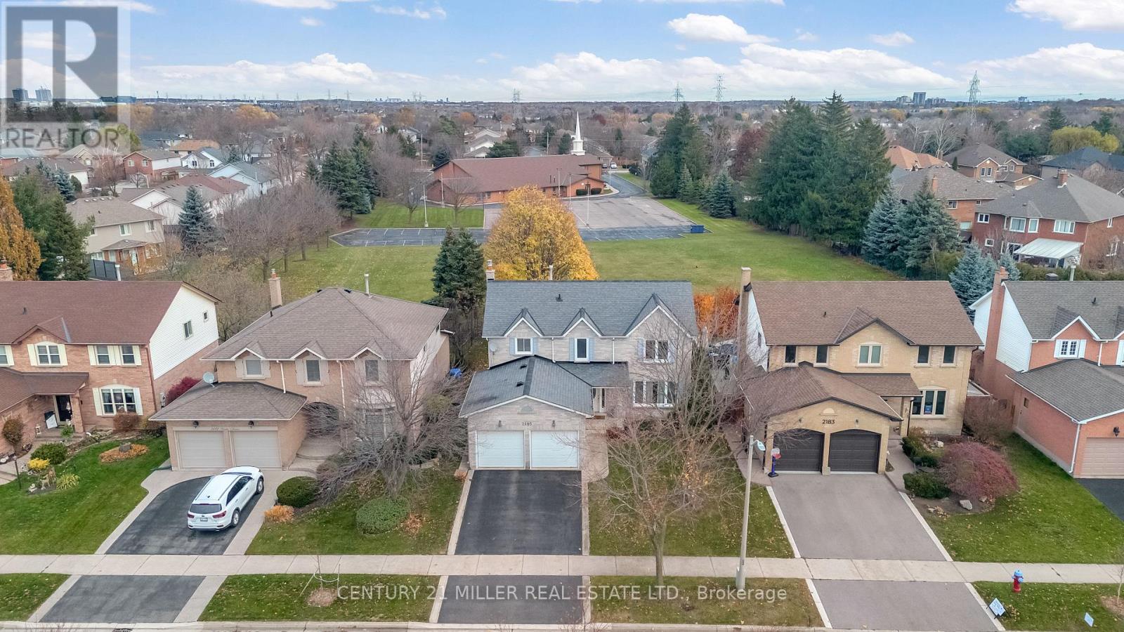 2185 Vista Drive, Burlington, Ontario  L7M 3N7 - Photo 26 - W12694144