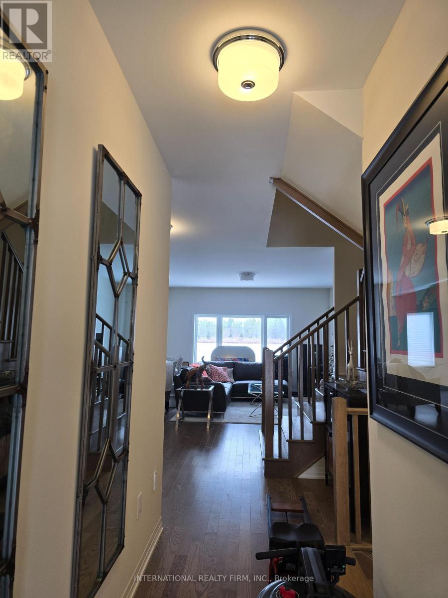 3715 Quayside Drive, Severn, Ontario  L3V 8M9 - Photo 5 - S12670488