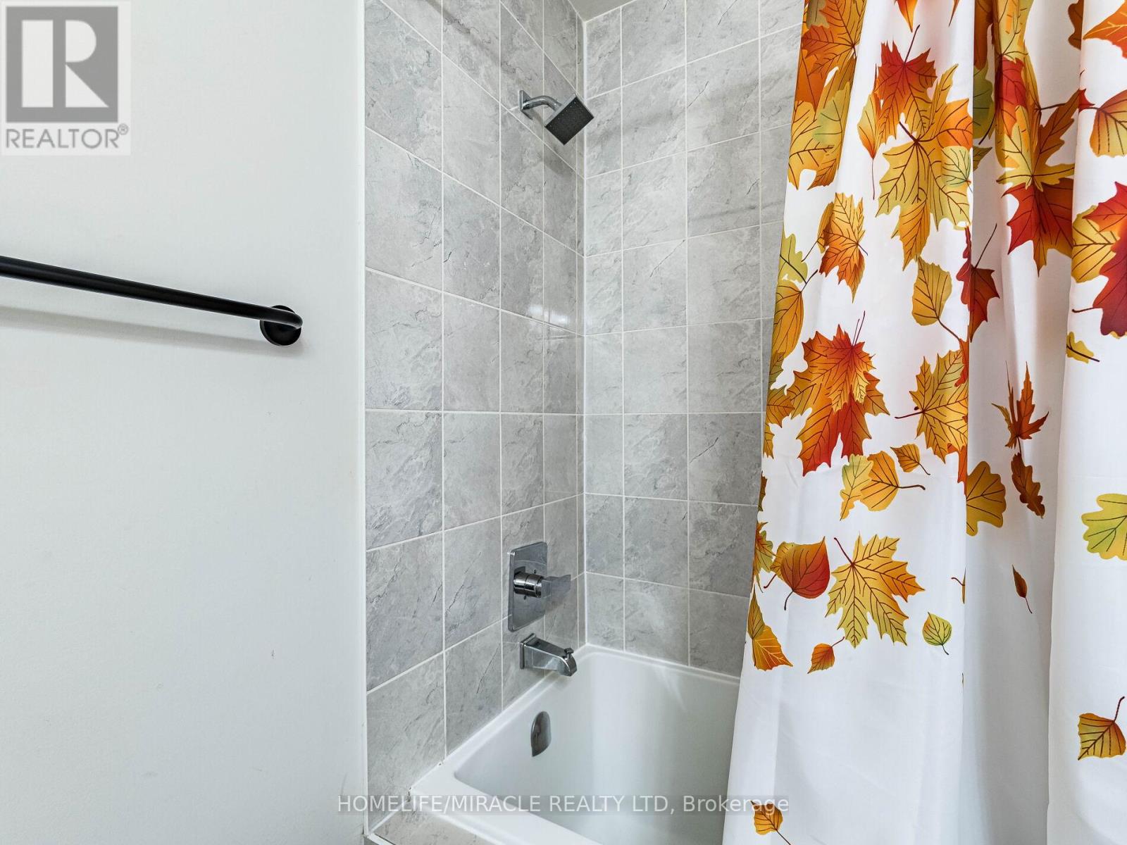 22 Longevity Road, Brampton, Ontario  L6X 5P3 - Photo 31 - W12691442