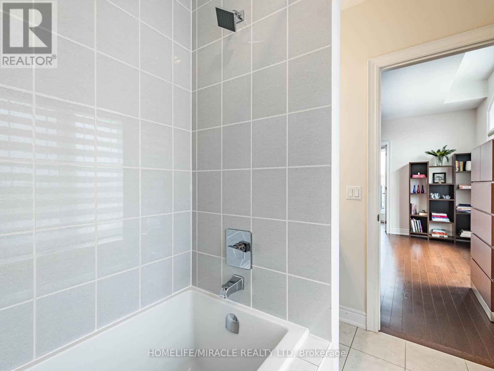 22 Longevity Road, Brampton, Ontario  L6X 5P3 - Photo 34 - W12691442