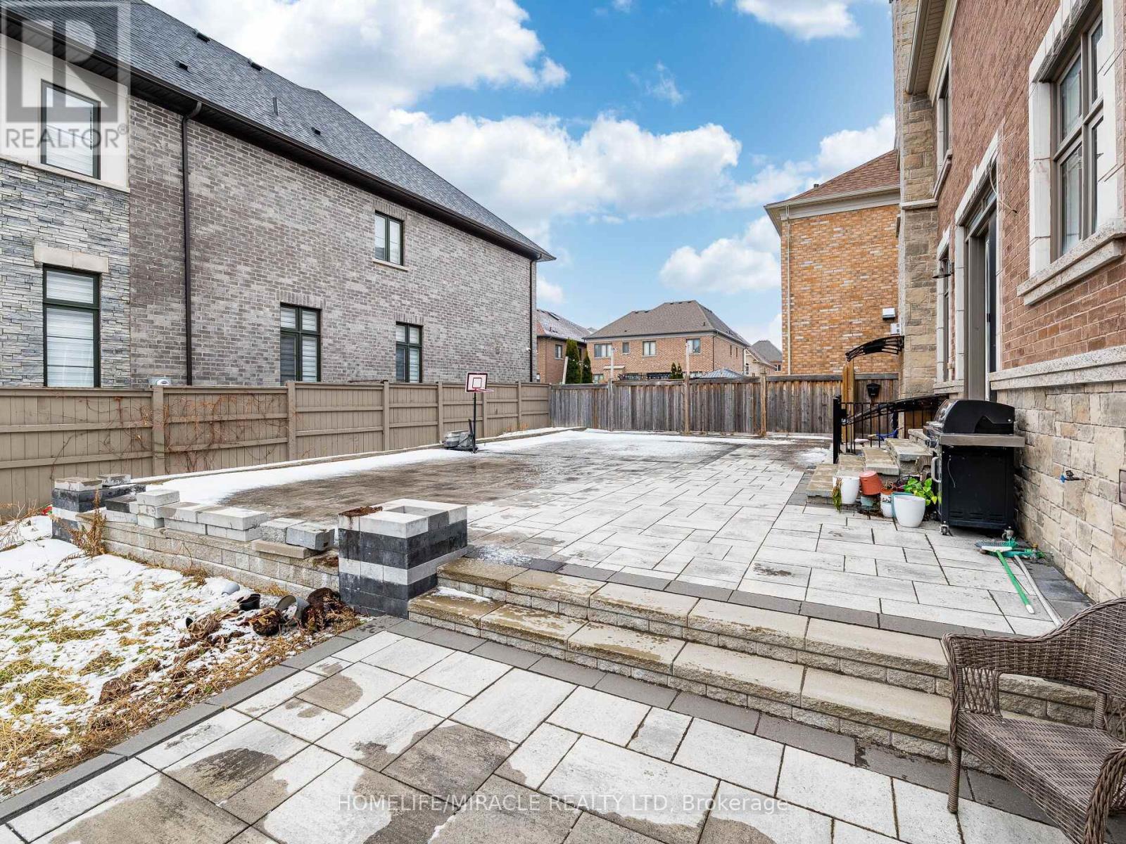 22 Longevity Road, Brampton, Ontario  L6X 5P3 - Photo 47 - W12691442