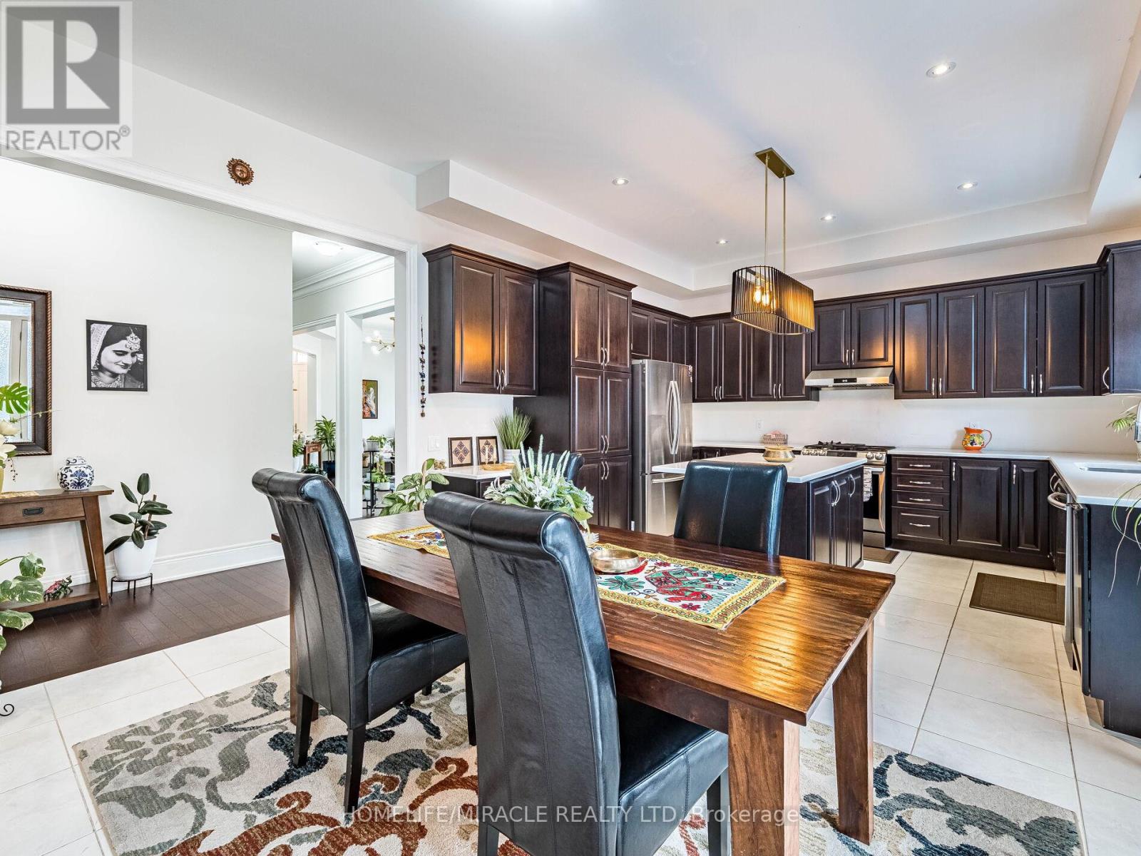 22 Longevity Road, Brampton, Ontario  L6X 5P3 - Photo 9 - W12691442