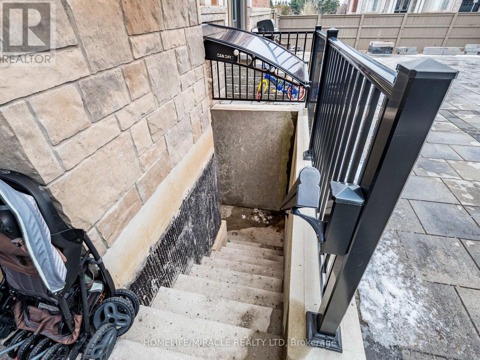 22 Longevity Road, Brampton, Ontario  L6X 5P3 - Photo 48 - W12691442