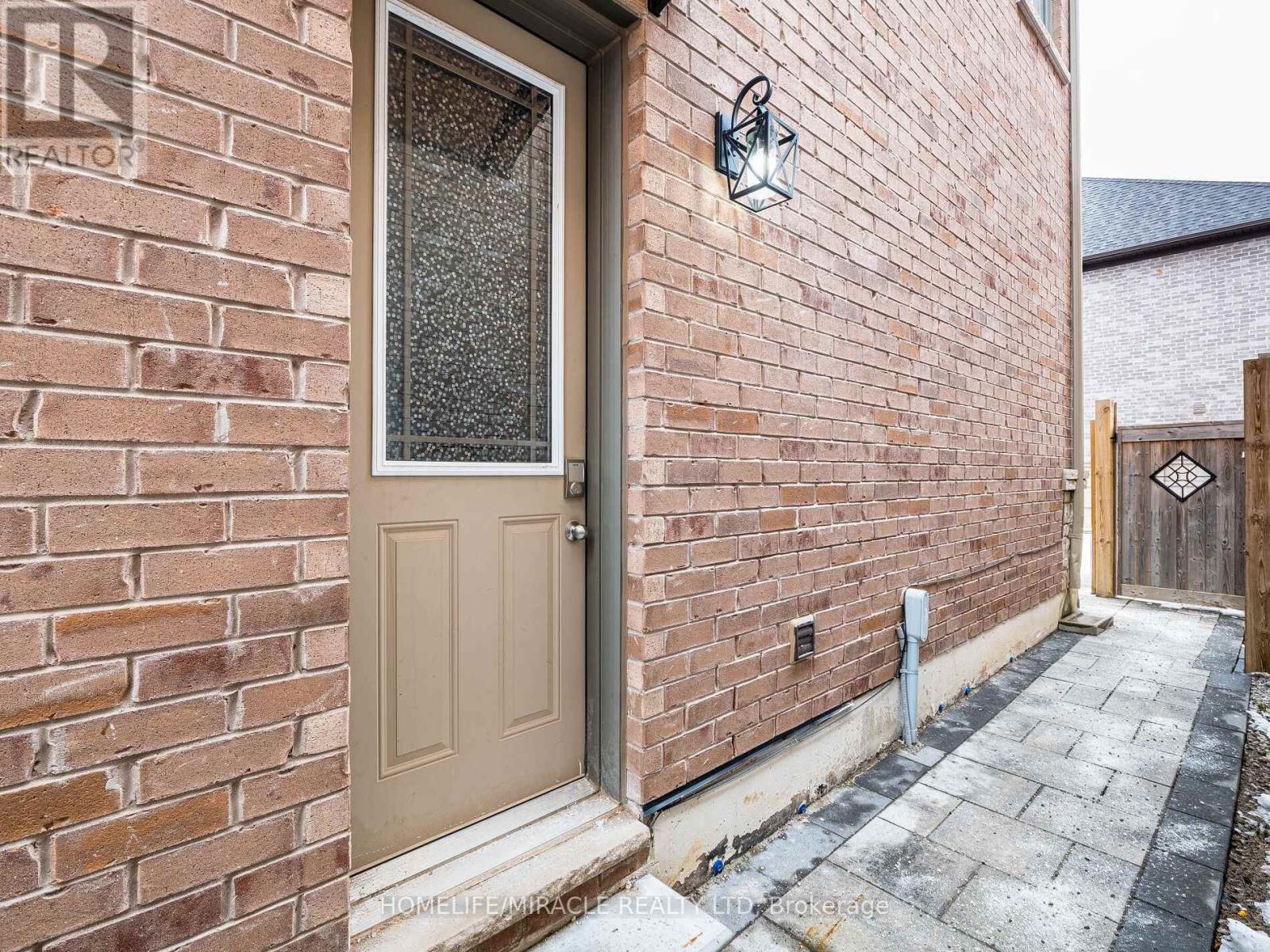 22 Longevity Road, Brampton, Ontario  L6X 5P3 - Photo 50 - W12691442