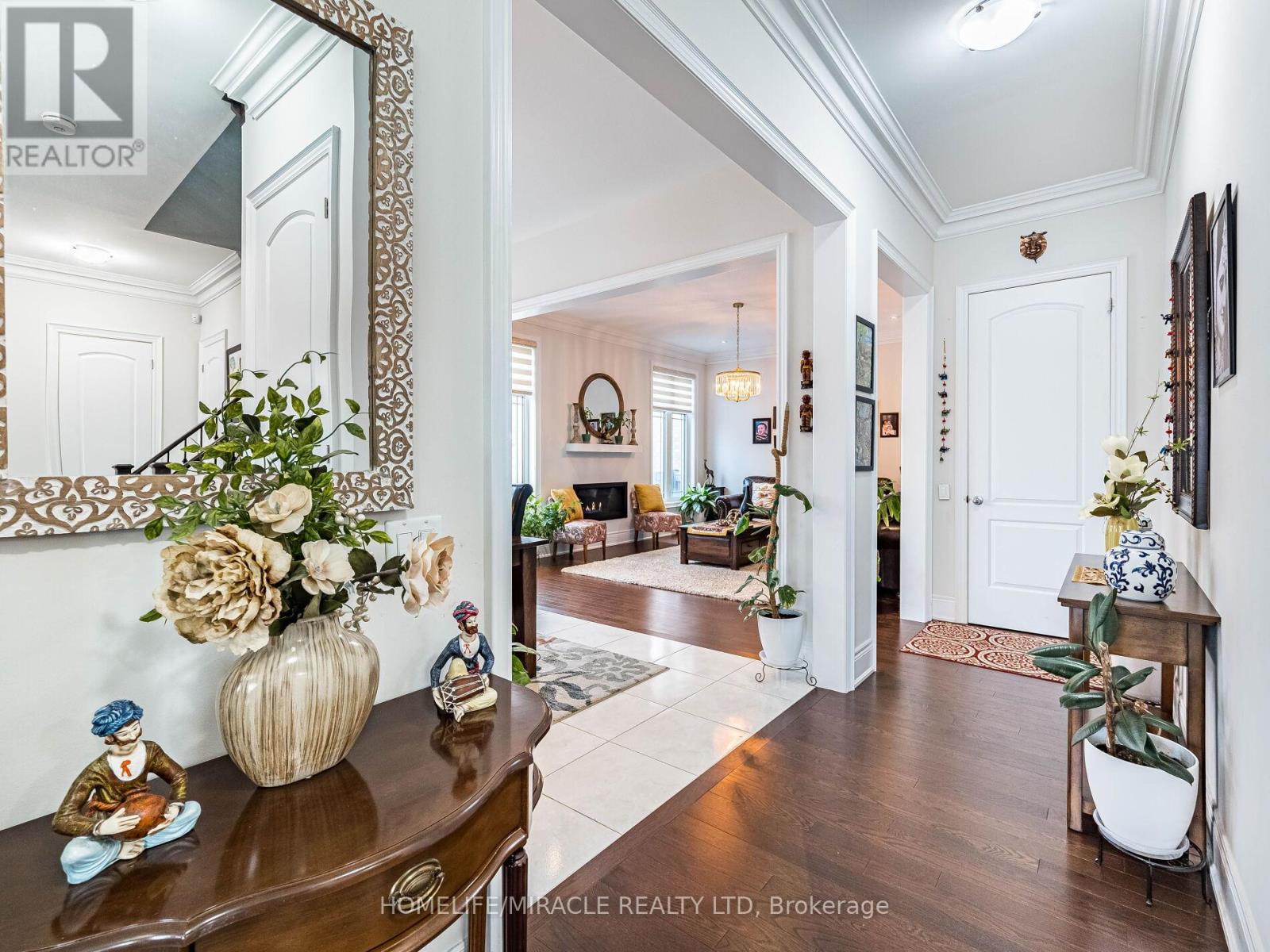 22 Longevity Road, Brampton, Ontario  L6X 5P3 - Photo 8 - W12691442