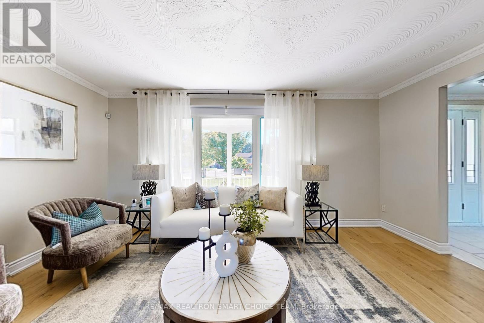 16 Frith Road, Toronto, Ontario  M3N 1G1 - Photo 5 - W12692074