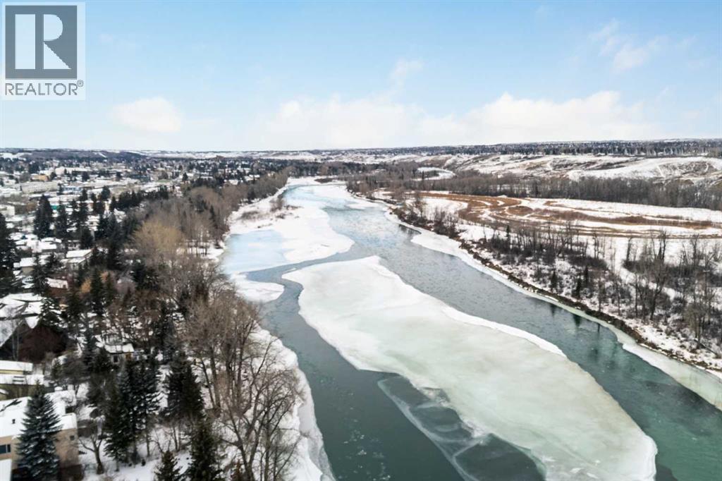 6002 Bow Crescent Nw, Calgary, Alberta  T3B 2B9 - Photo 34 - A2278987