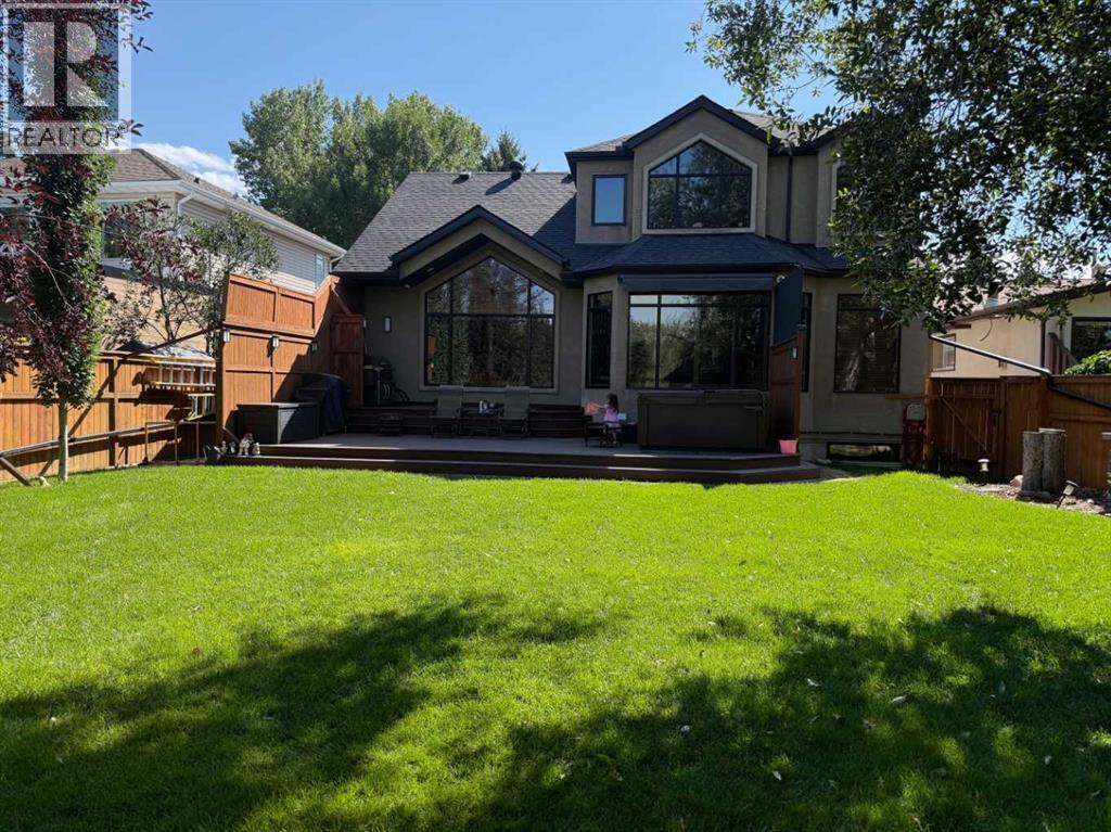 6002 Bow Crescent Nw, Calgary, Alberta  T3B 2B9 - Photo 39 - A2278987