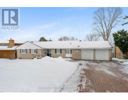17 HARDY CRESCENT, Brockville, Ontario