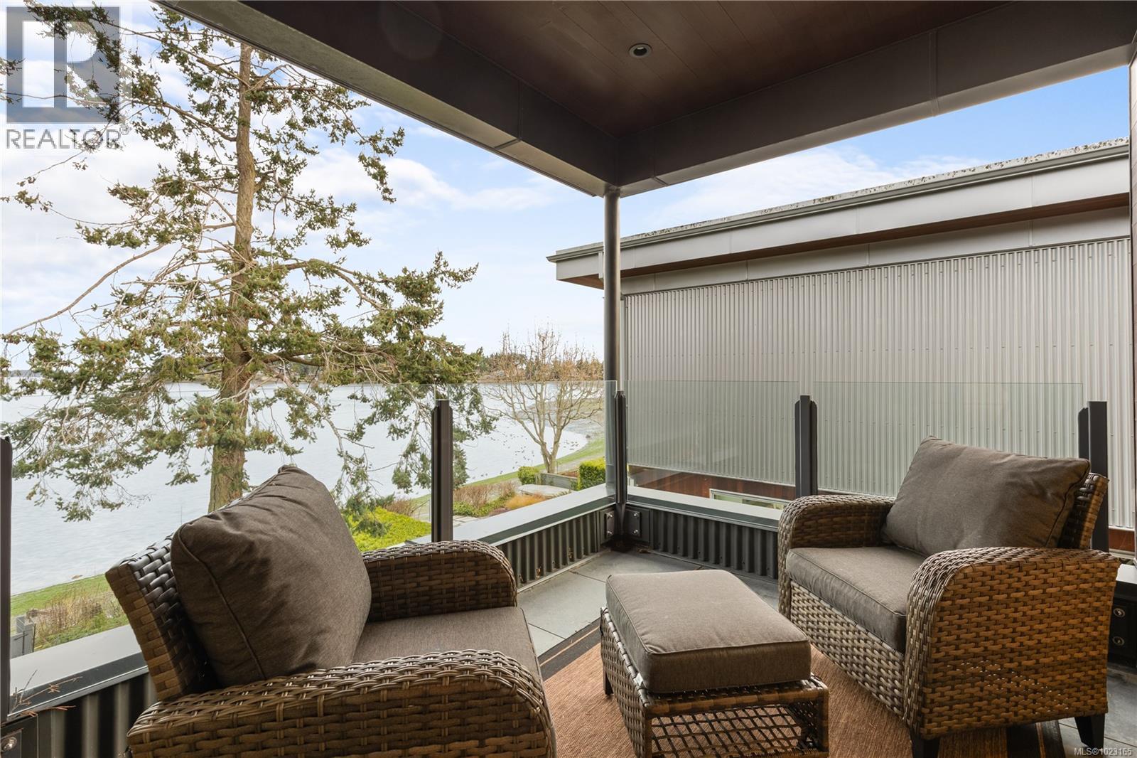 10383 Allbay Rd, Sidney, British Columbia  V8L 2N8 - Photo 27 - 1023165