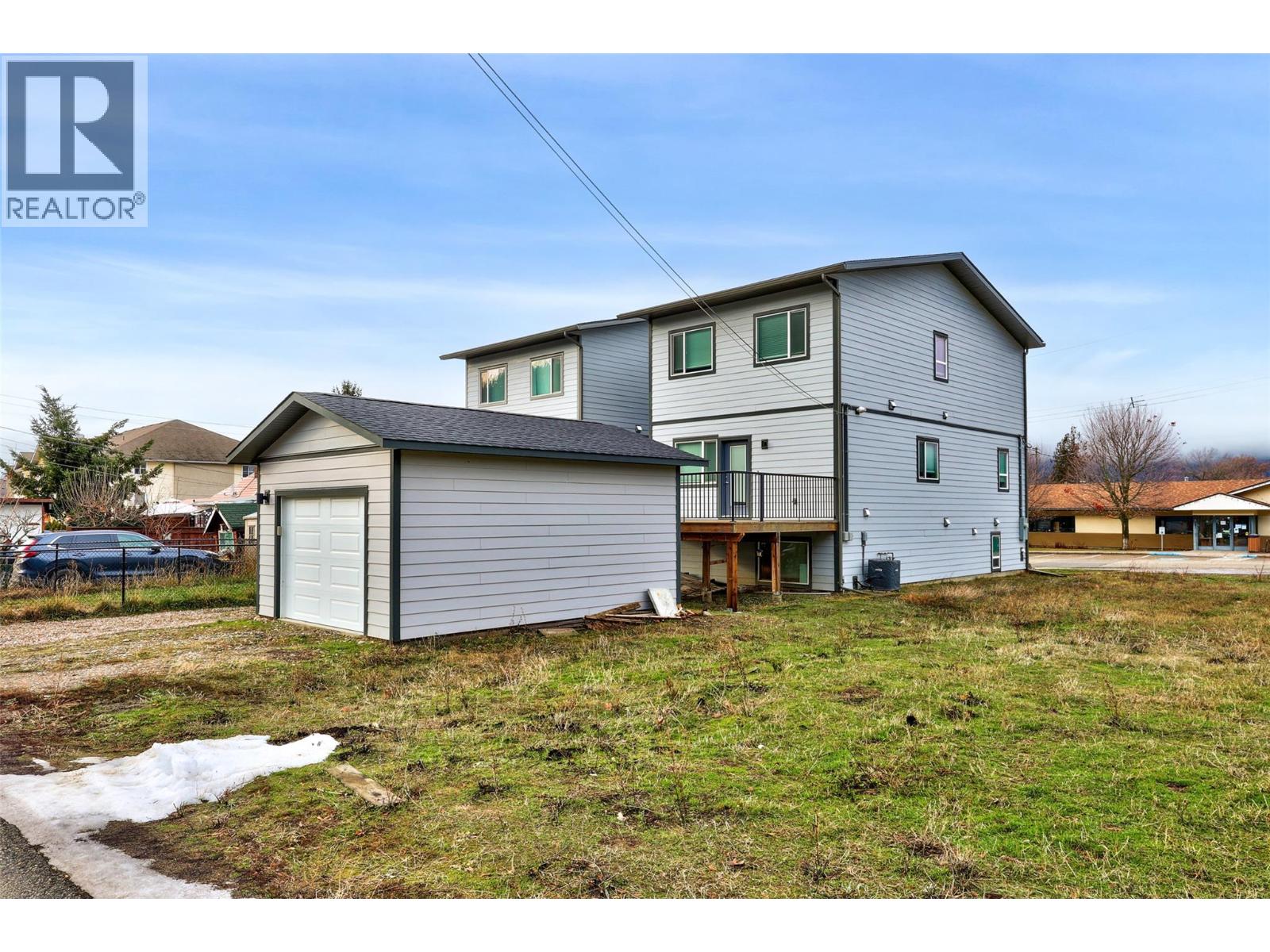 829 Okanagan Avenue, Chase, British Columbia  V0E 1M0 - Photo 5 - 10372756