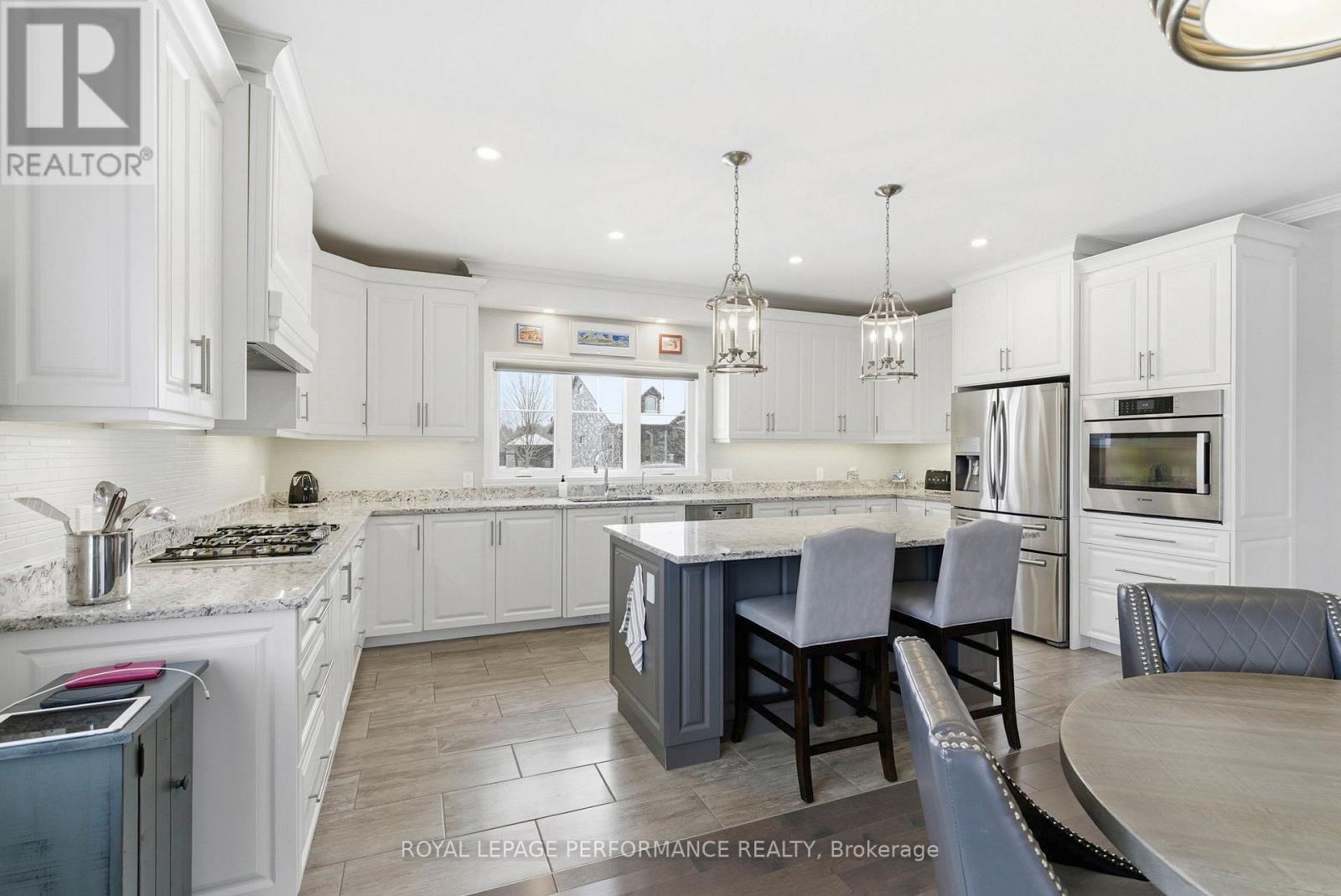 18132 St. Laurent Boulevard, South Glengarry, Ontario  K6H 0G7 - Photo 13 - X12697128