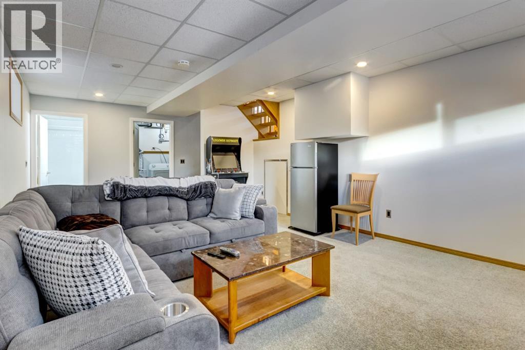 1408 106 Avenue Sw, Calgary, Alberta  T2W 0B7 - Photo 23 - A2275808