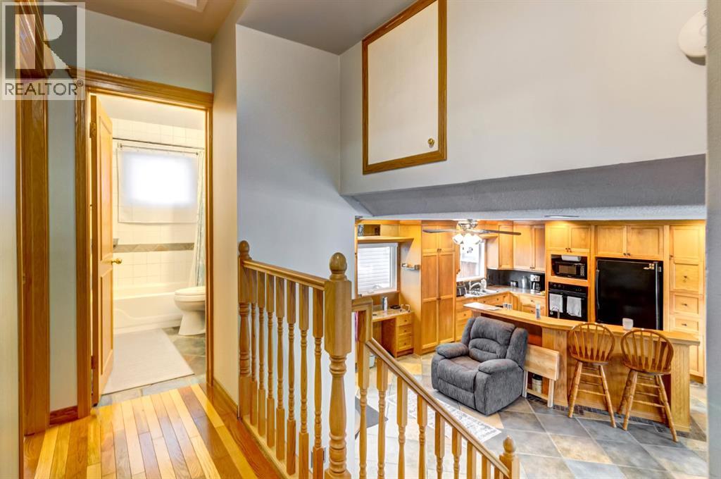 1408 106 Avenue Sw, Calgary, Alberta  T2W 0B7 - Photo 17 - A2275808