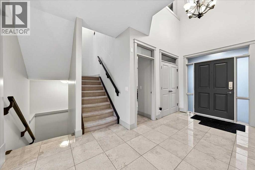 10 Discovery Ridge Way Sw, Calgary, Alberta  T3H 5H7 - Photo 16 - A2278770