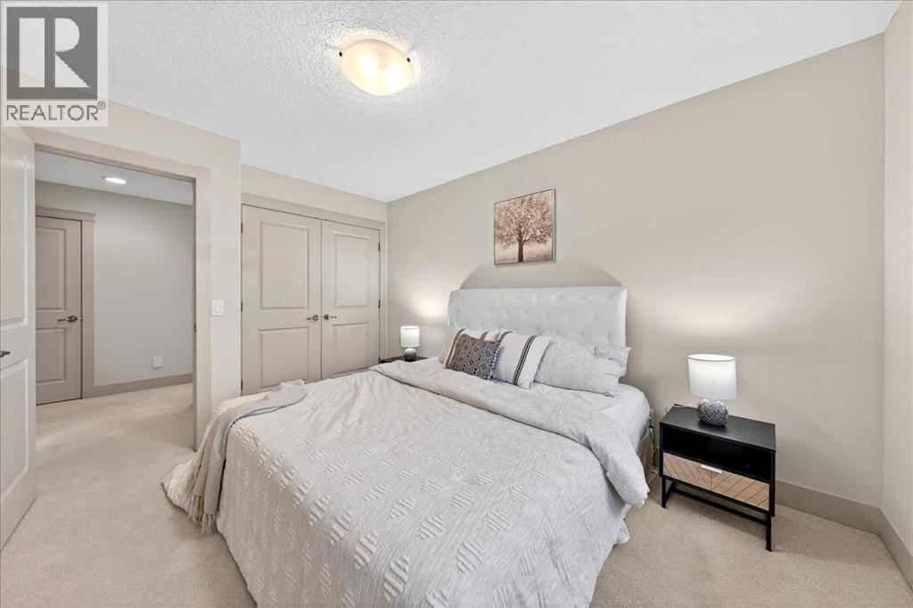 10 Discovery Ridge Way Sw, Calgary, Alberta  T3H 5H7 - Photo 32 - A2278770