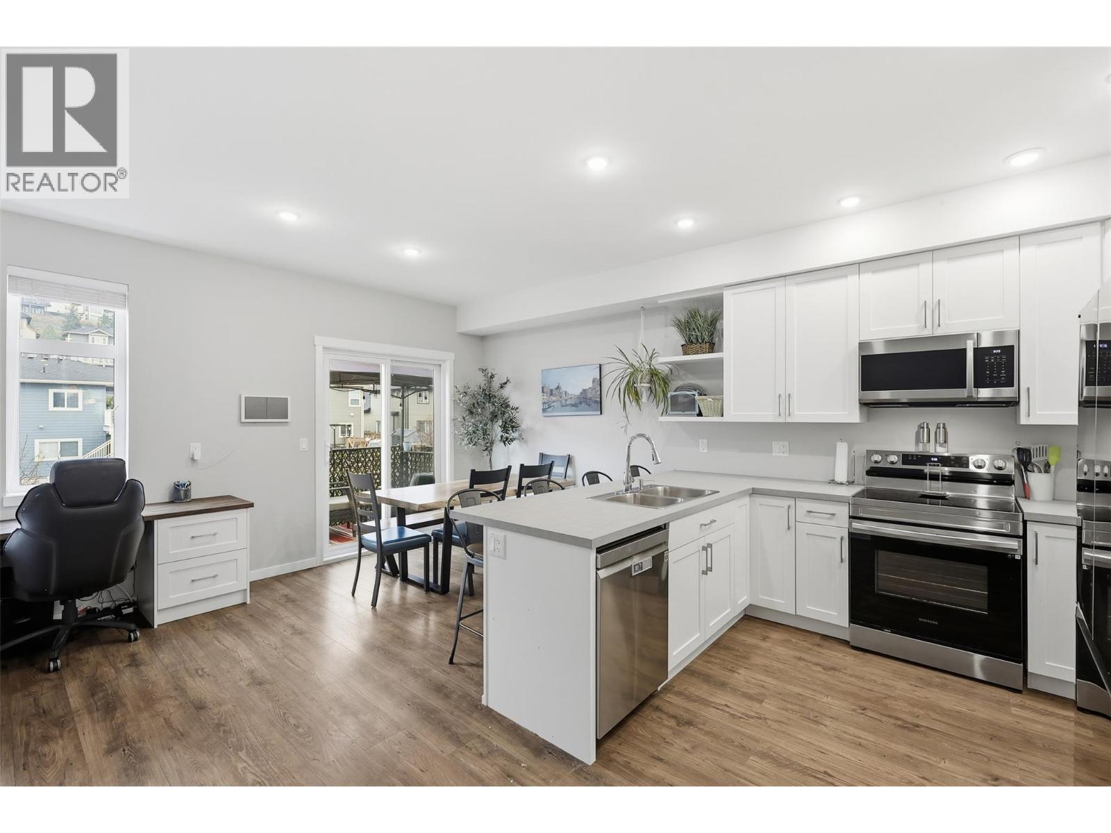 1951 Qu'appelle Boulevard Unit# 118, Kamloops, British Columbia  C2E 0C8 - Photo 4 - 10370987