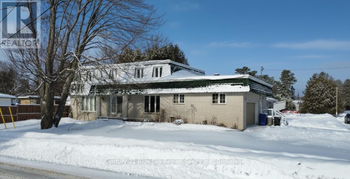 61 Third Street, West Nipissing, Ontario  P2B 3A9 - Photo 1 - X12690364