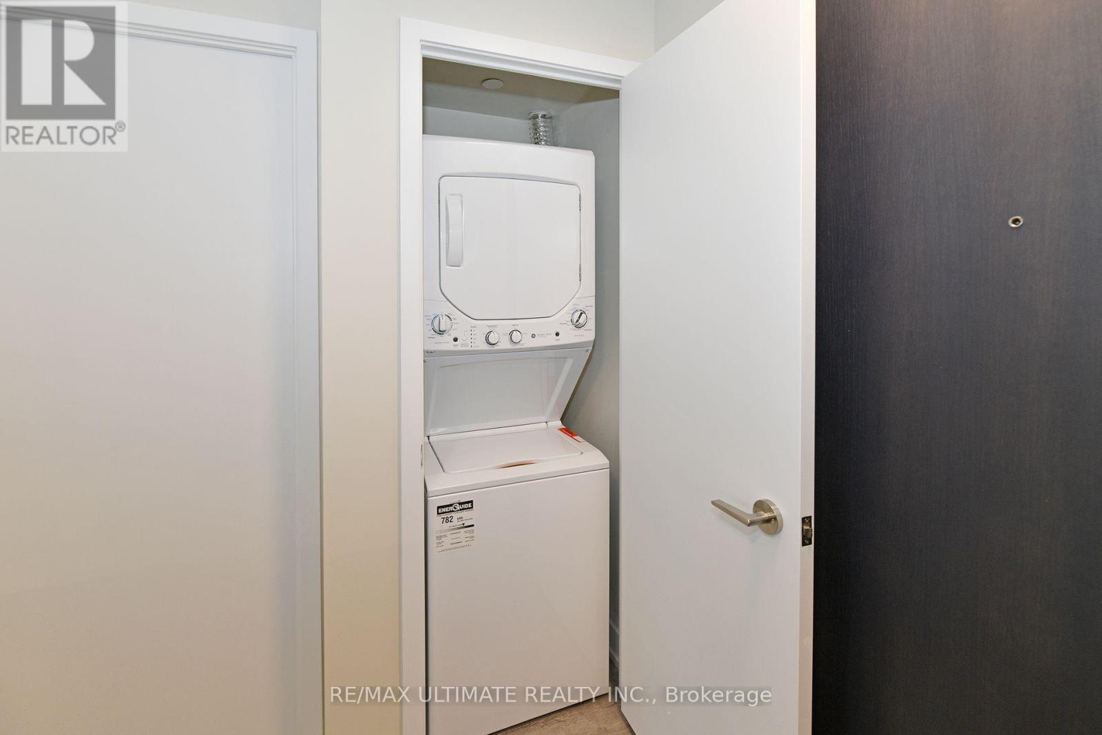 # 1307 - 38 Monte Kwinter Court, Toronto, Ontario  M3H 0E2 - Photo 8 - C12696942