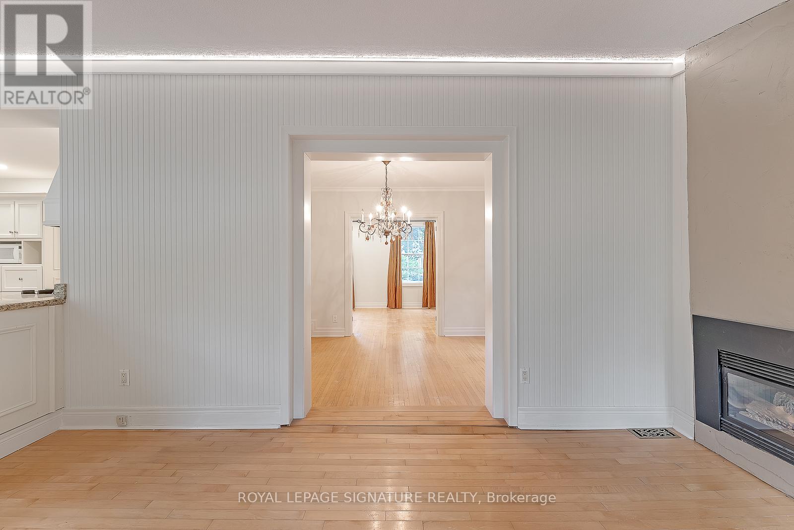 75 Lord Seaton Road, Toronto, Ontario  M2P 1K6 - Photo 11 - C12696958