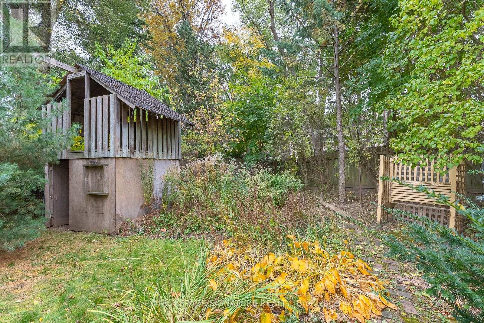 75 Lord Seaton Road, Toronto, Ontario  M2P 1K6 - Photo 49 - C12696958