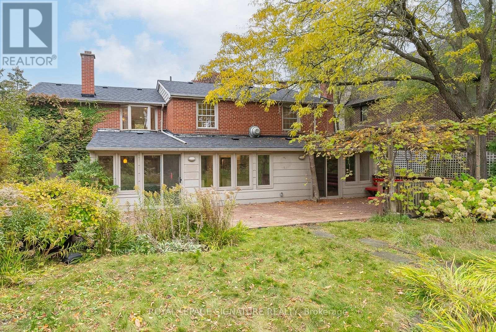 75 Lord Seaton Road, Toronto, Ontario  M2P 1K6 - Photo 50 - C12696958