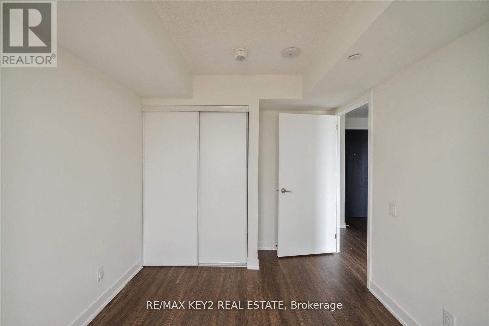 1008 - 38 Monte Kwinter Court, Toronto, Ontario  M3H 0E2 - Photo 13 - C12697002