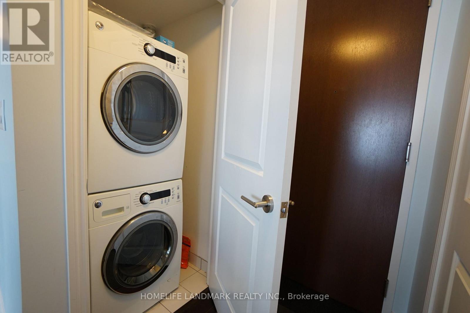 4712 - 386 Yonge Street, Toronto, Ontario  M5B 0A5 - Photo 28 - C12697012