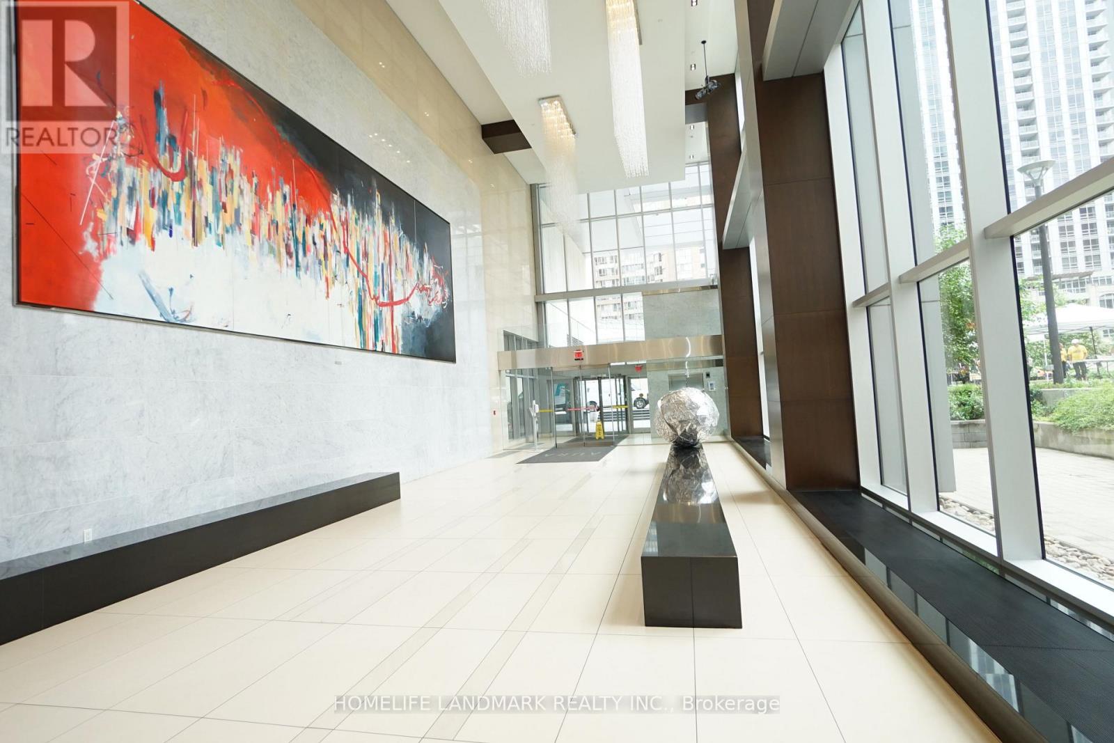 4712 - 386 Yonge Street, Toronto, Ontario  M5B 0A5 - Photo 4 - C12697012