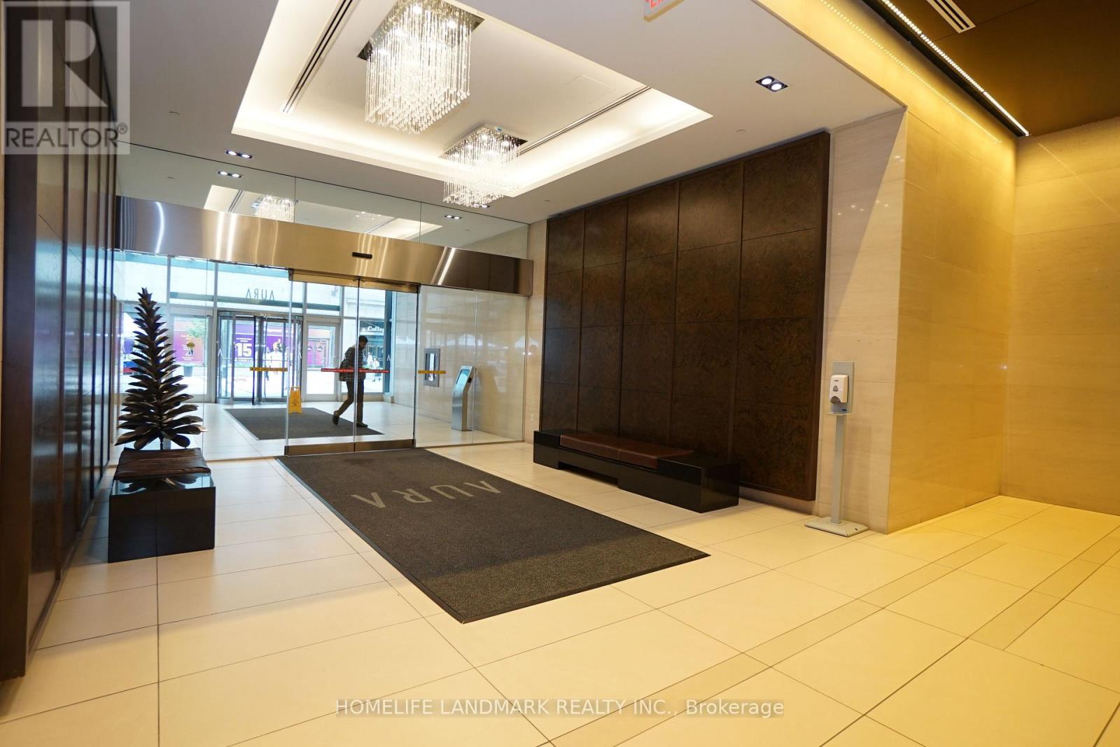 4712 - 386 Yonge Street, Toronto, Ontario  M5B 0A5 - Photo 6 - C12697012