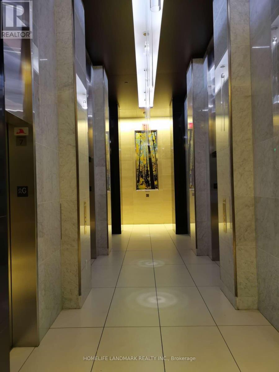 4712 - 386 Yonge Street, Toronto, Ontario  M5B 0A5 - Photo 7 - C12697012