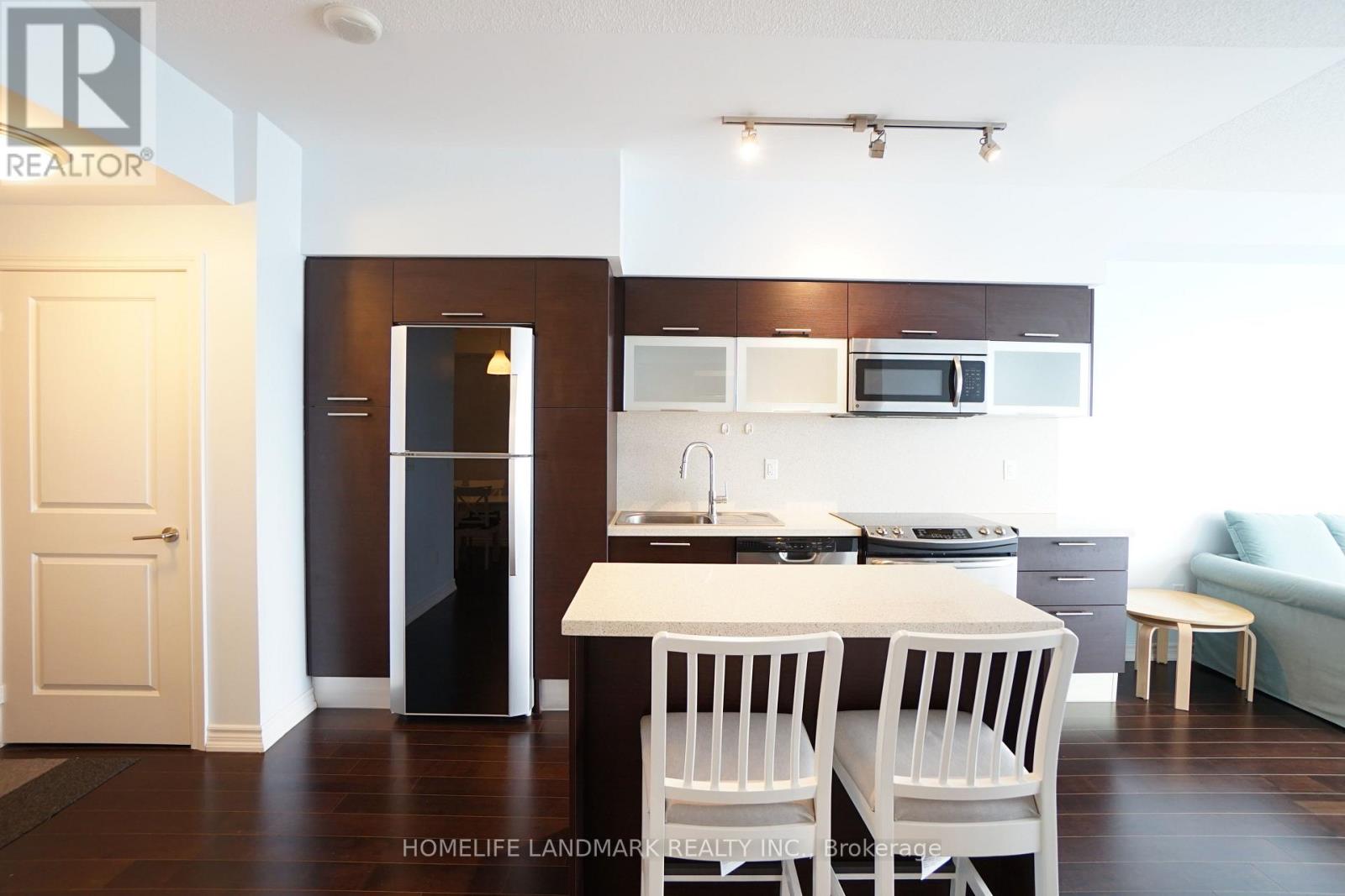 4712 - 386 Yonge Street, Toronto, Ontario  M5B 0A5 - Photo 9 - C12697012