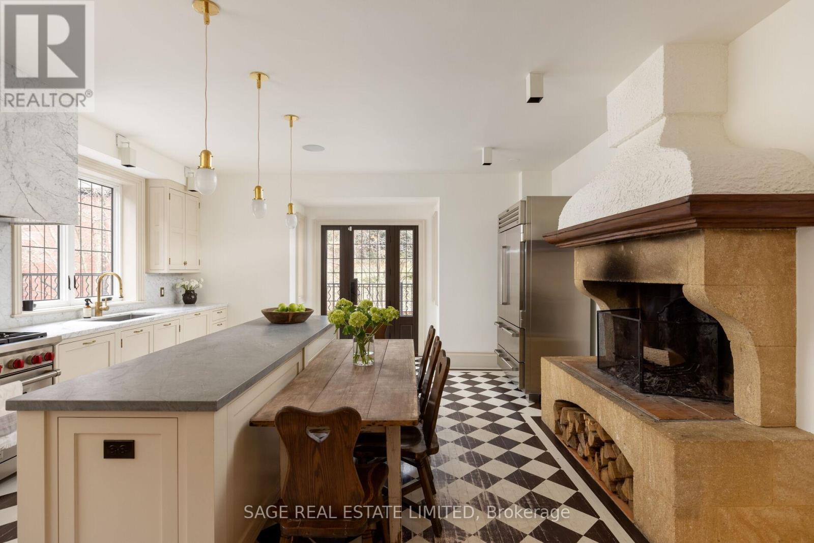 104 Park Road, Toronto, Ontario  M4W 2N7 - Photo 14 - C12697034