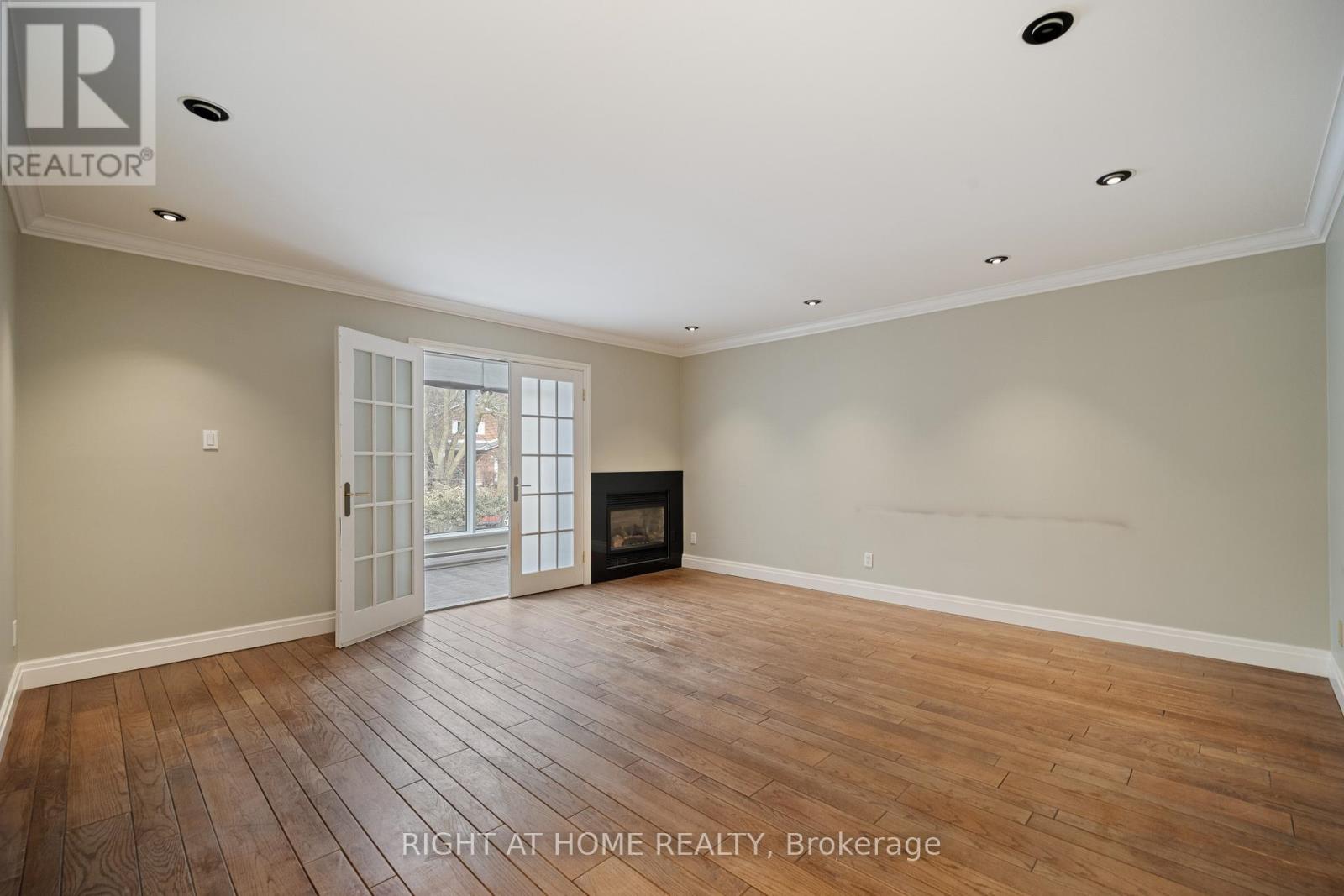 1 Chipstead Road, Toronto, Ontario  M3B 3E5 - Photo 14 - C12697120