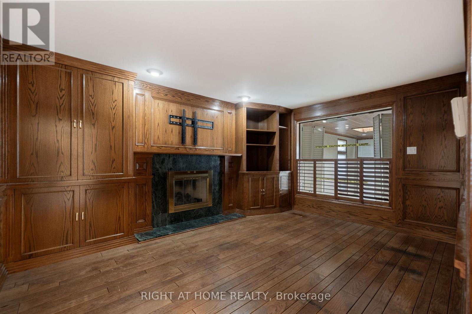 1 Chipstead Road, Toronto, Ontario  M3B 3E5 - Photo 17 - C12697120