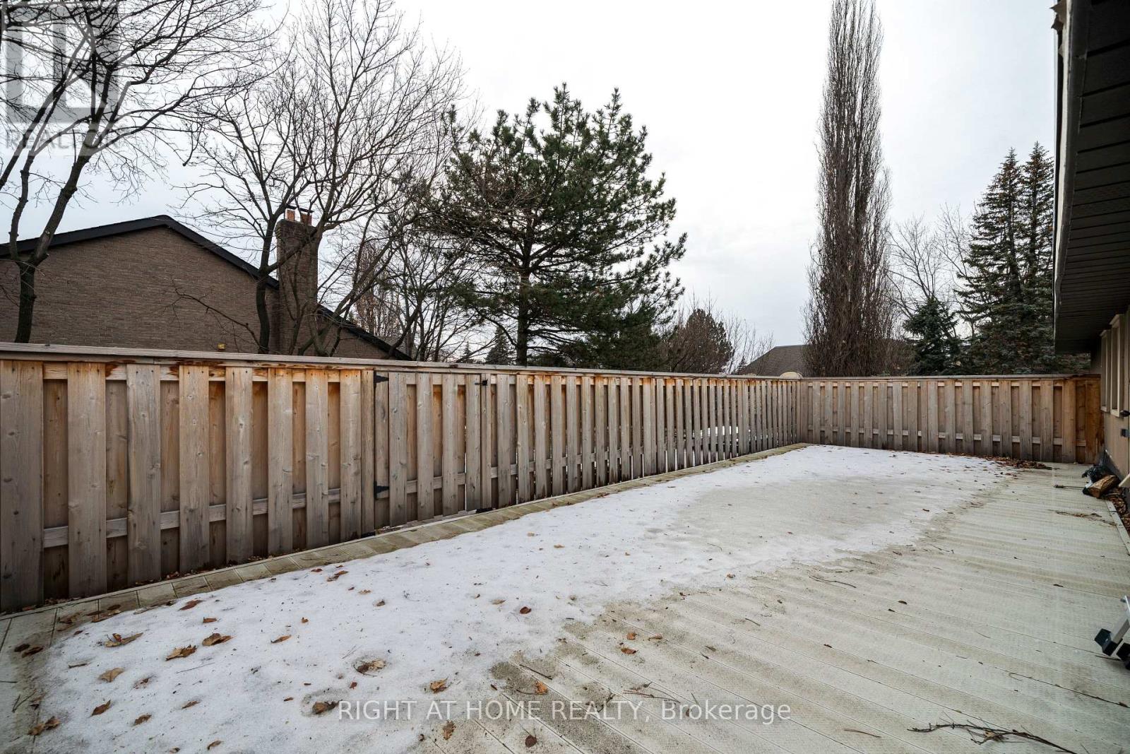 1 Chipstead Road, Toronto, Ontario  M3B 3E5 - Photo 21 - C12697120