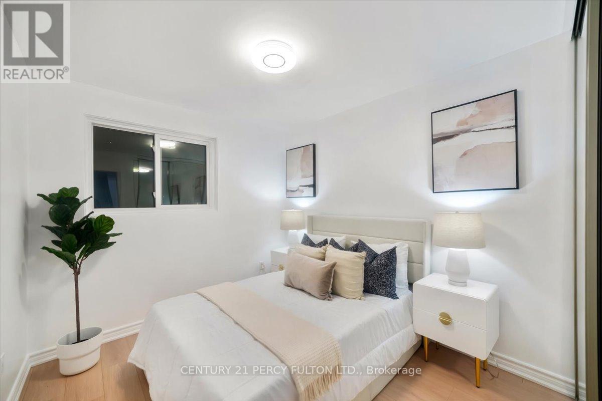 99 Palmdale Drive, Toronto, Ontario  M1T 1P2 - Photo 27 - E12697006