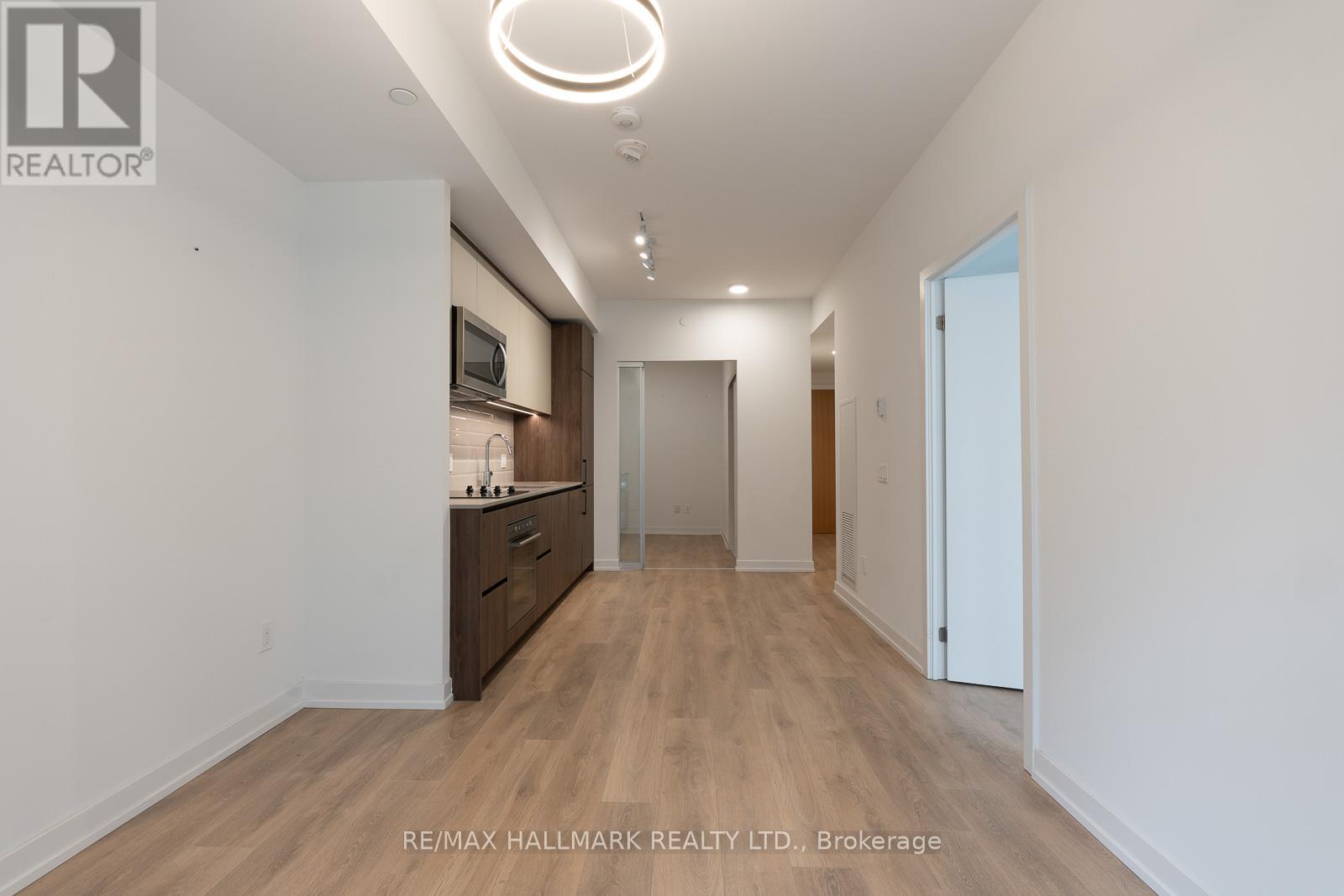 427 - 150 Logan Avenue, Toronto, Ontario  M4E 0E4 - Photo 11 - E12697032