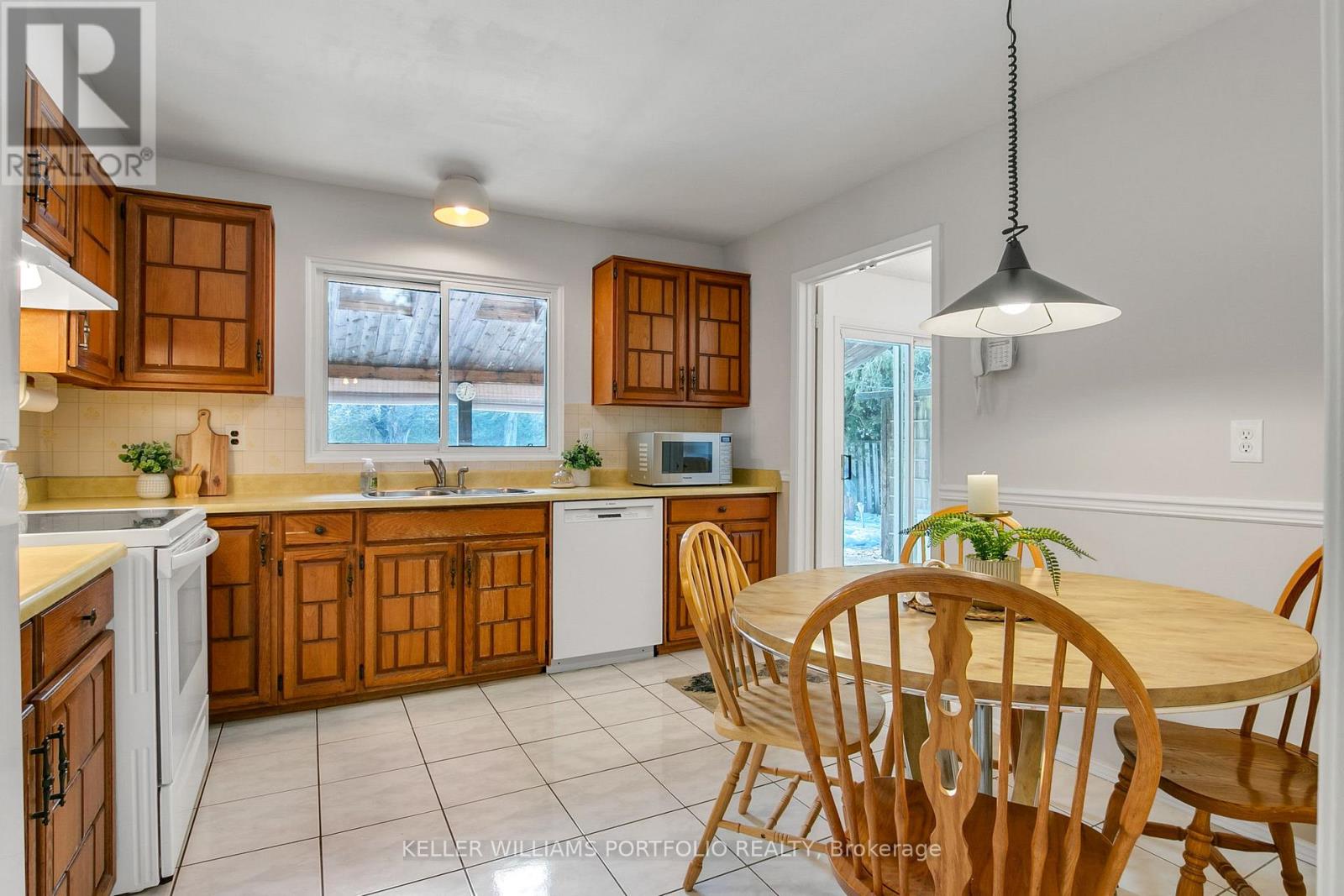 26 Deerbrook Trail, Toronto, Ontario  M1W 1V4 - Photo 19 - E12697048