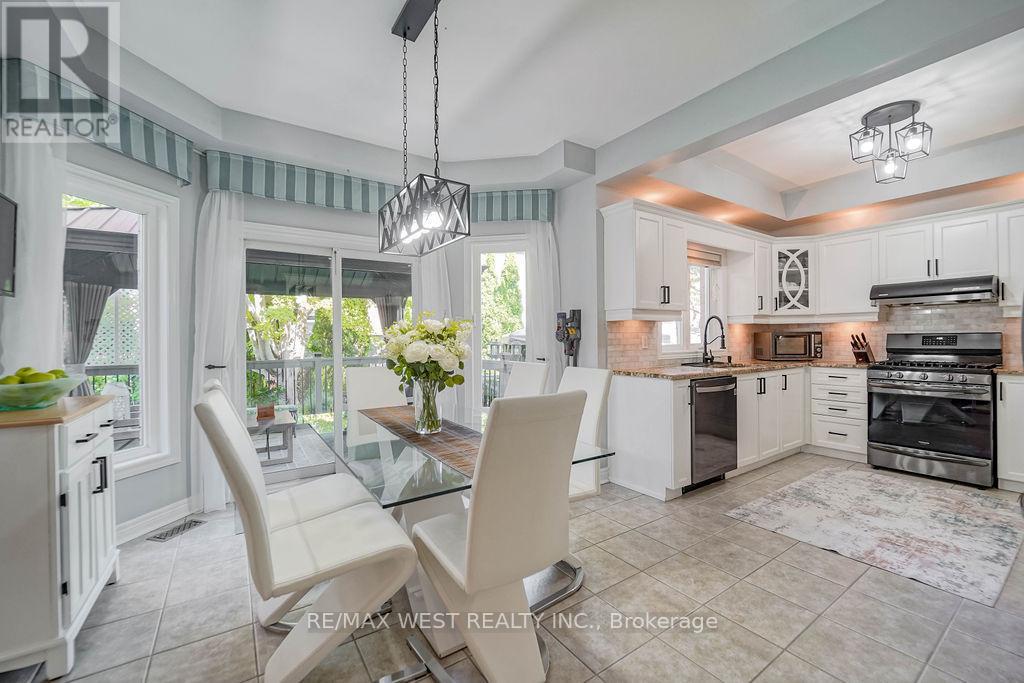 16 Tarsus Crescent, Toronto, Ontario  M1C 2W7 - Photo 2 - E12697054